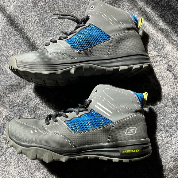 Skechers boys size 6 - Picture 7 of 8